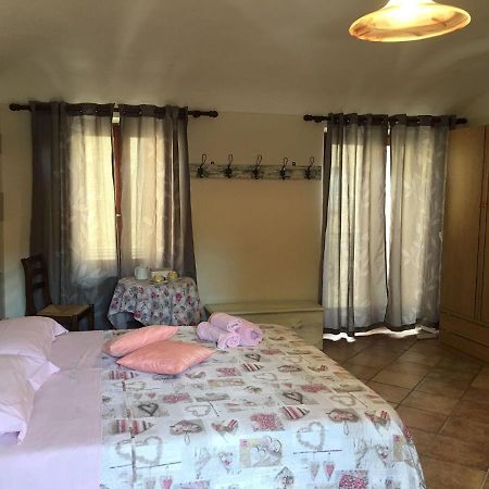 B&B Sotto Le Mura Pavone Canavese Exterior foto